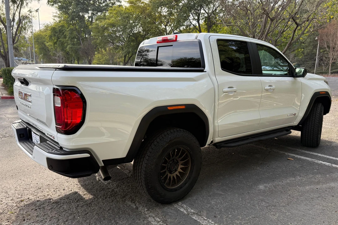 2024 GMC Canyon 2nd Gen - Image 5 of 31