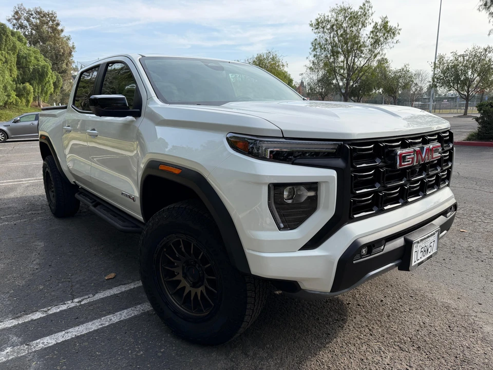 2024 GMC Canyon 2nd Gen - Image 18 of 31