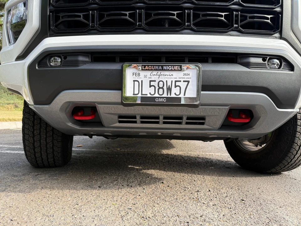 2024 GMC Canyon 2nd Gen - Image 19 of 31
