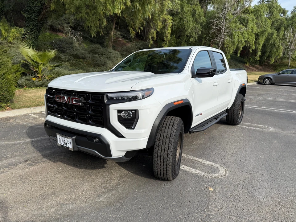 2024 GMC Canyon 2nd Gen - Image 9 of 31