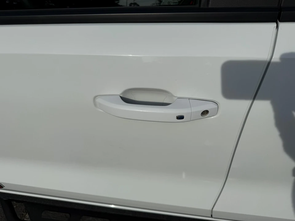 2024 GMC Canyon 2nd Gen - Image 24 of 31