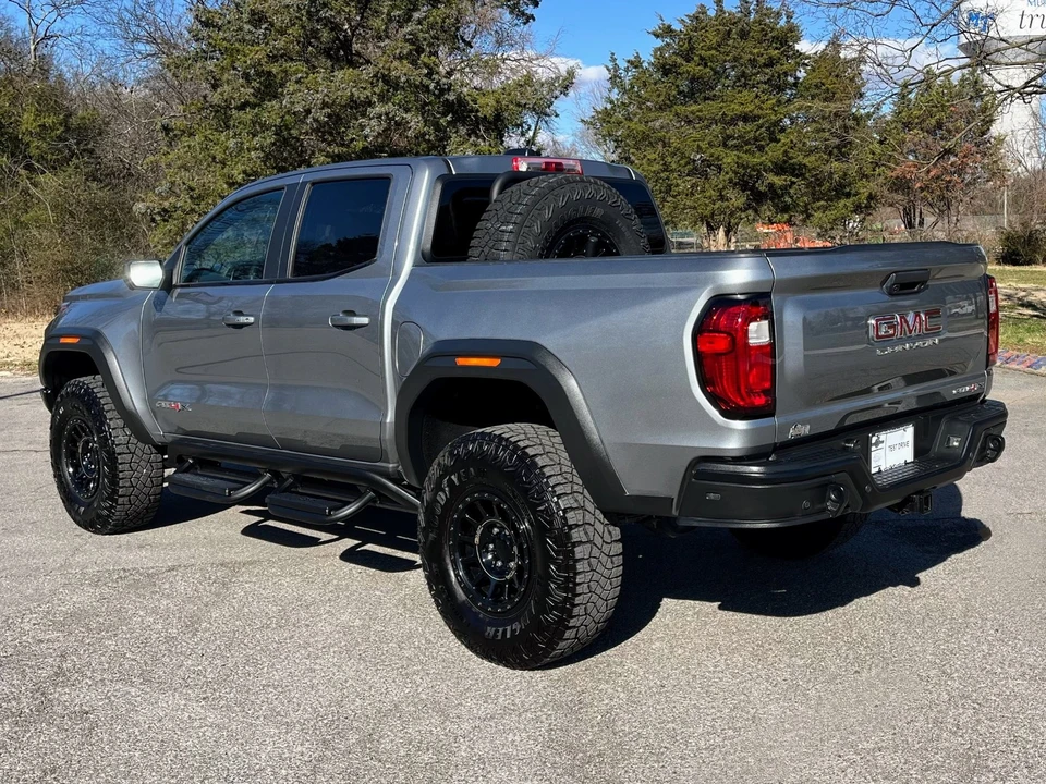 2024 GMC Canyon 2nd Gen - Image 4 of 21
