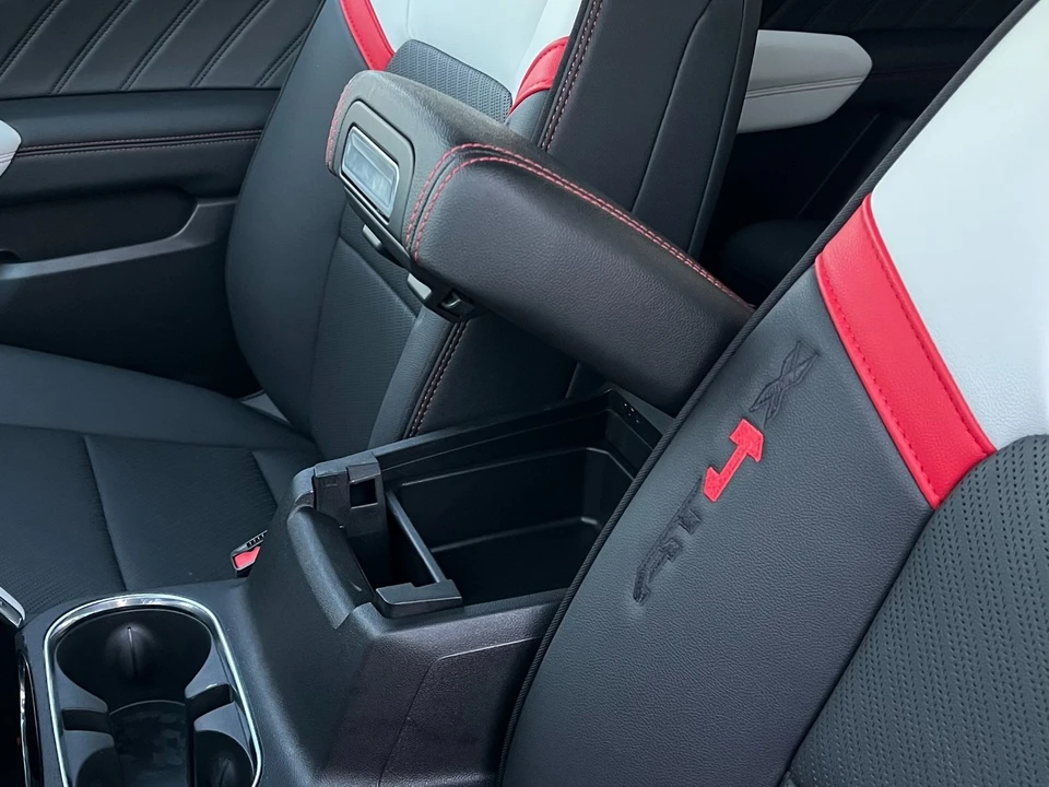 2024 GMC Canyon 2nd Gen - Image 14 of 21