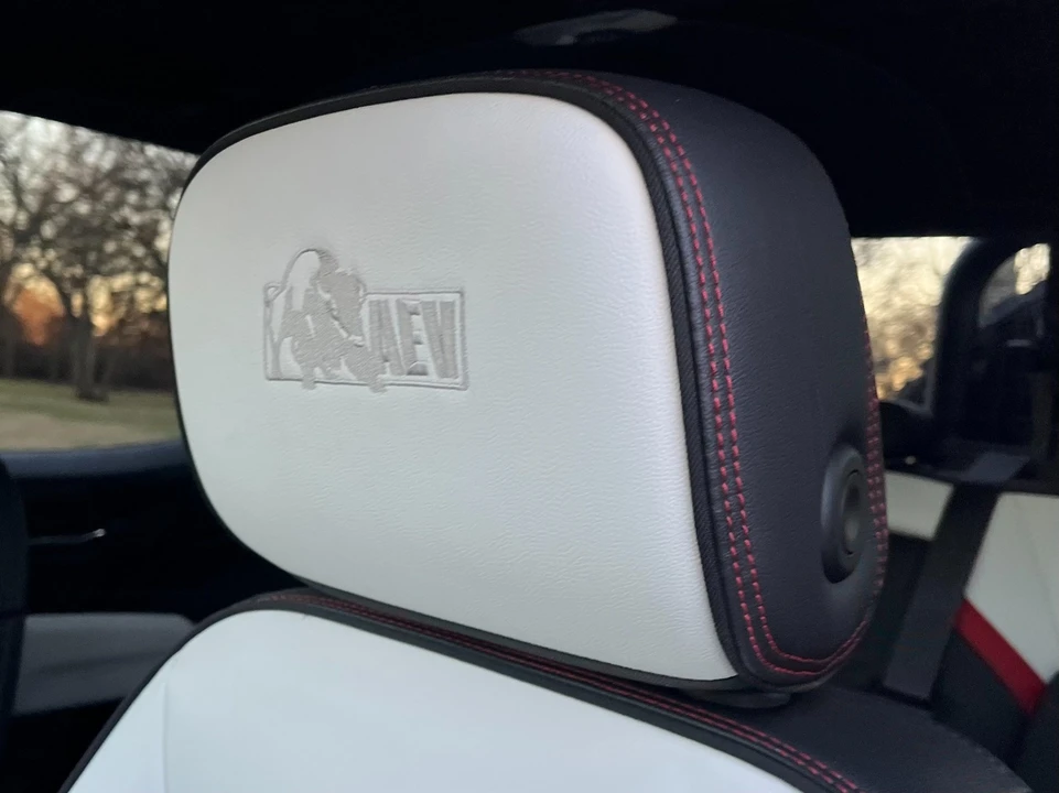 2024 GMC Canyon 2nd Gen - Image 12 of 21