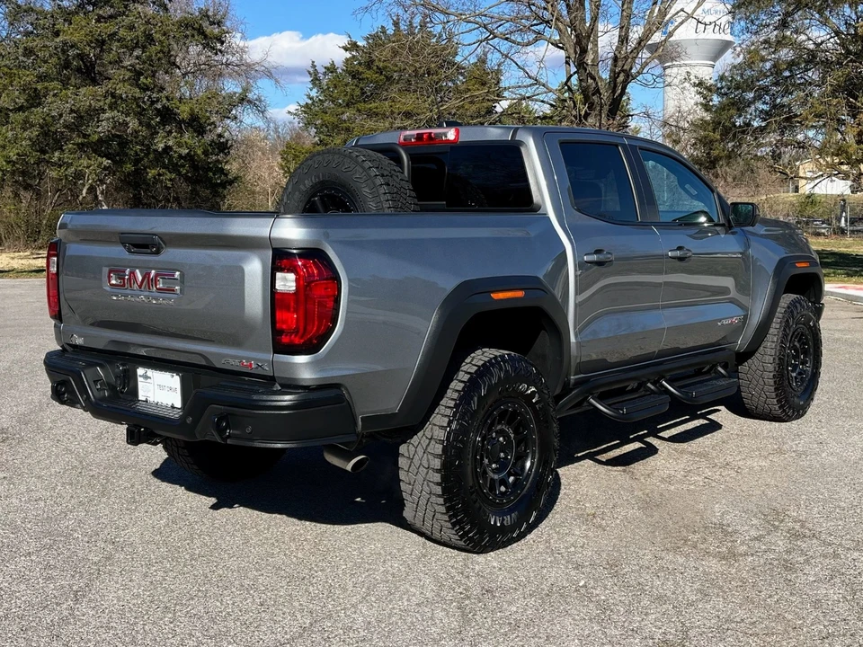 2024 GMC Canyon 2nd Gen - Image 3 of 21