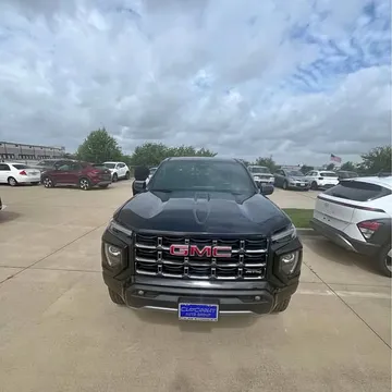 2024 GMC Canyon AT4