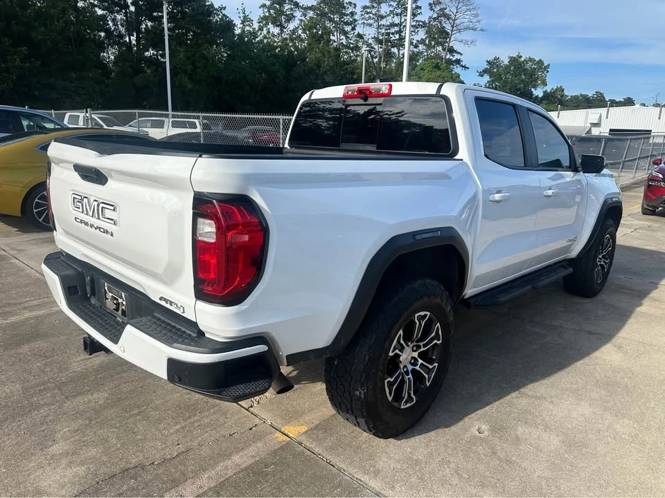 2024 GMC Canyon - Image 3 of 12