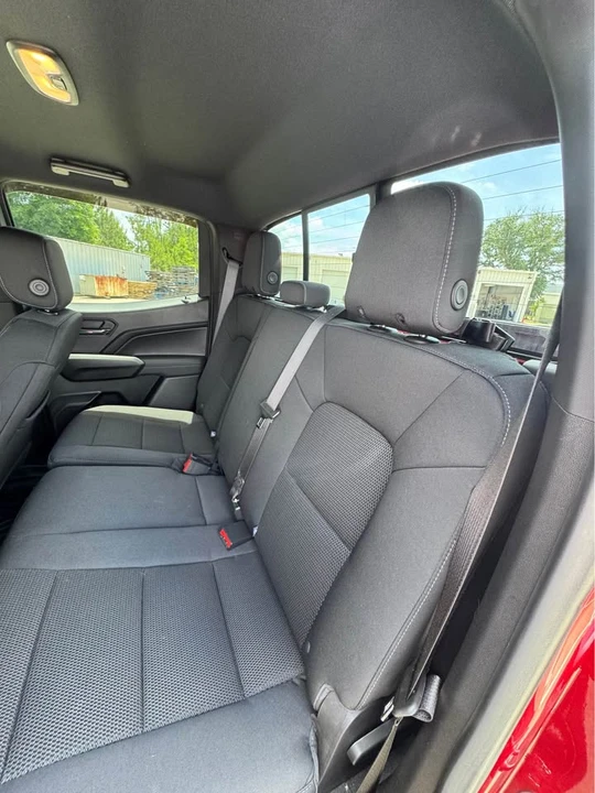 2024 GMC Canyon 2nd Gen - Image 10 of 14