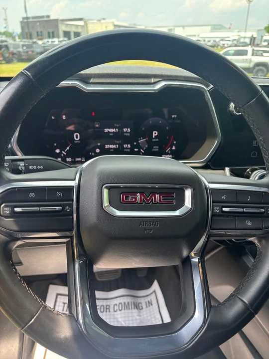 2024 GMC Canyon 2nd Gen - Image 11 of 14