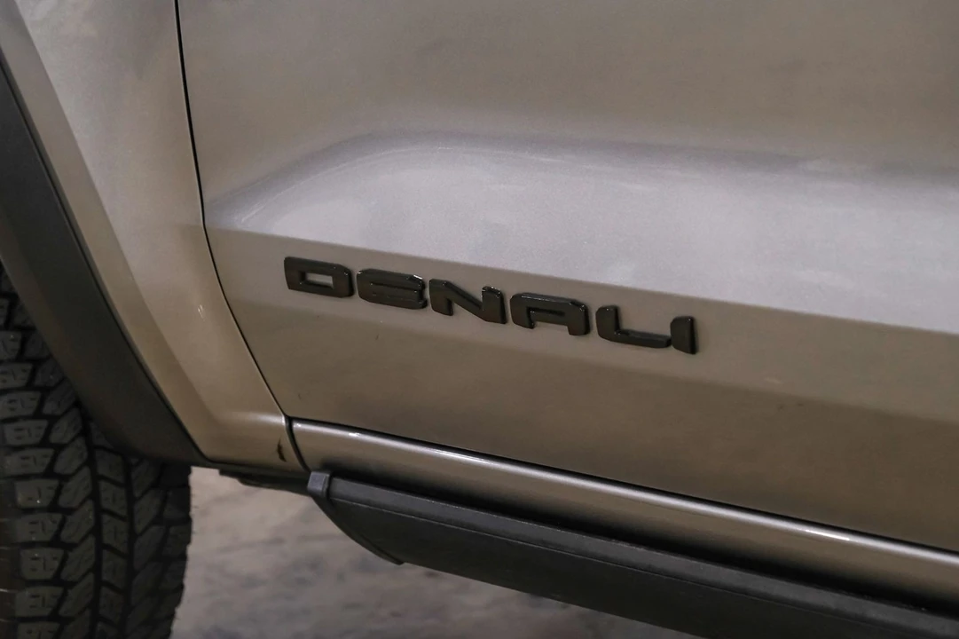 2024 GMC Canyon 2nd Gen - Image 7 of 12