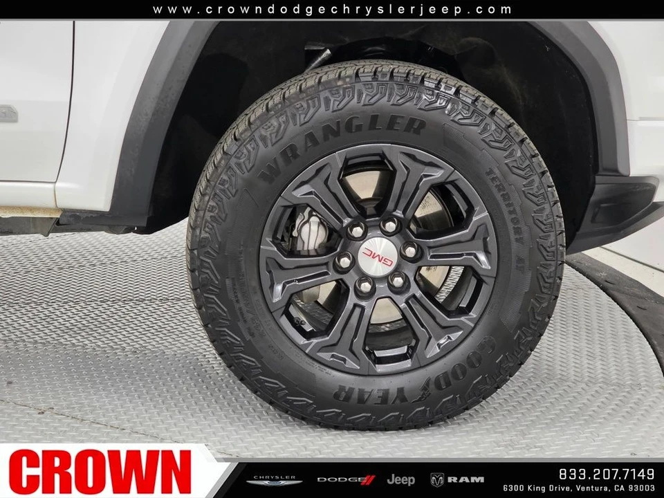 2024 GMC Canyon 2nd Gen - Image 9 of 12