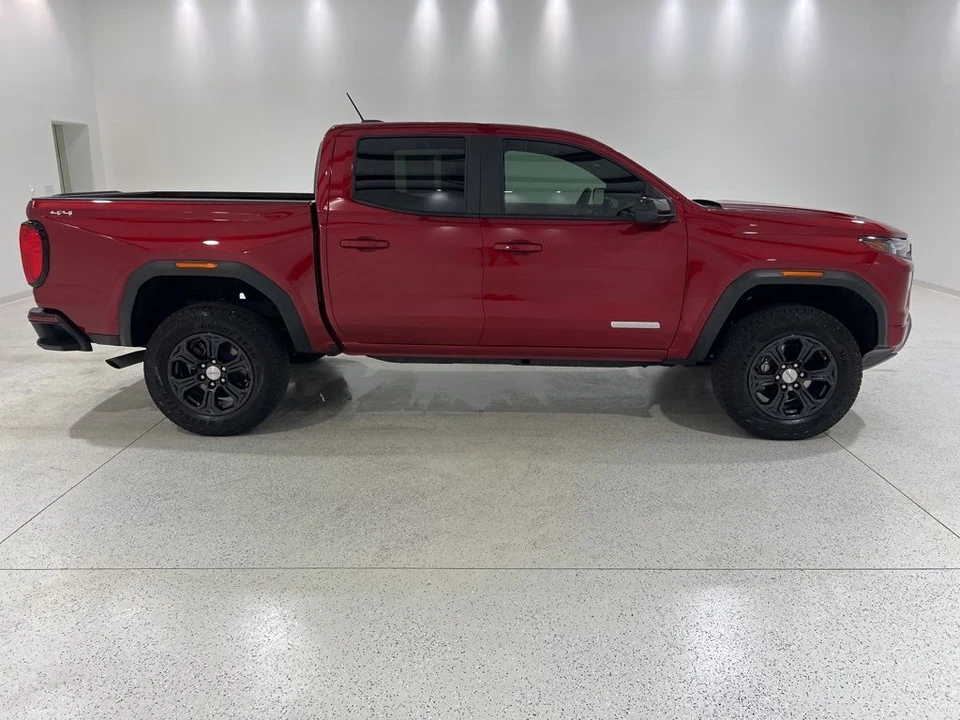 2024 GMC Canyon 2nd Gen - Image 6 of 21