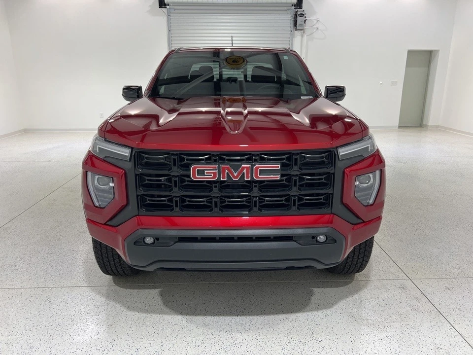 2024 GMC Canyon 2nd Gen - Image 8 of 12