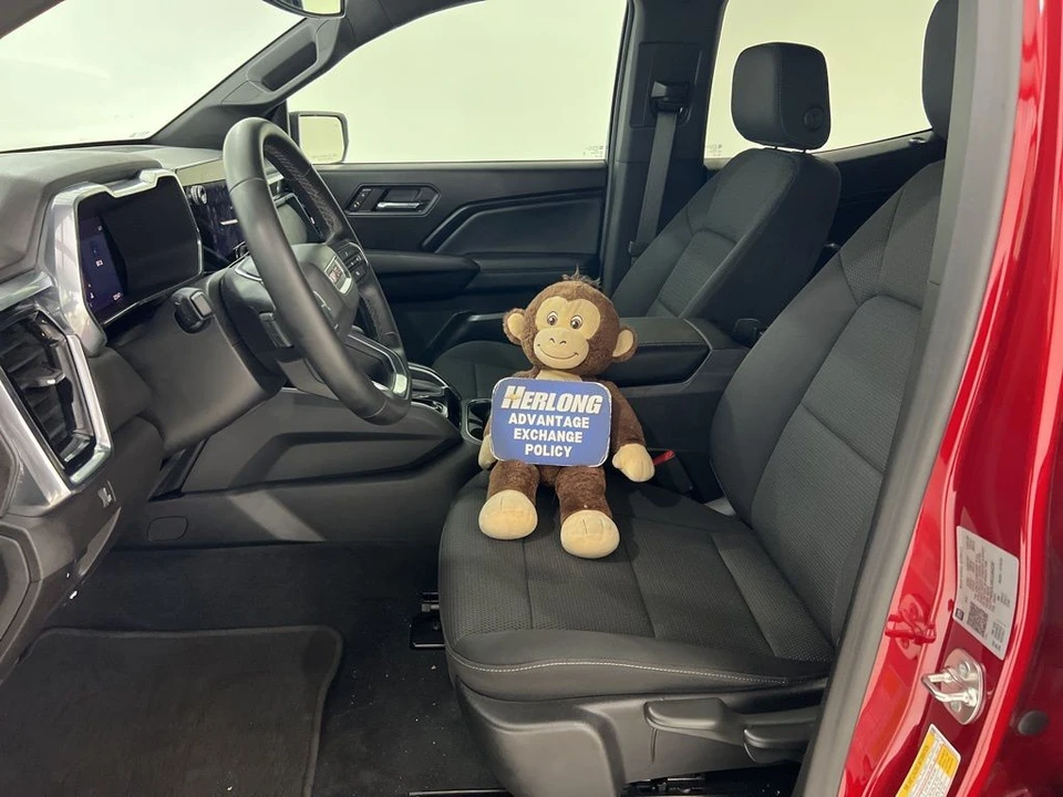 2024 GMC Canyon 2nd Gen - Image 18 of 21