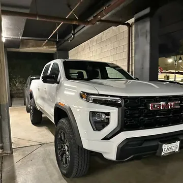 2024 GMC Canyon Elevation