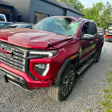 2024 GMC Canyon Denali
