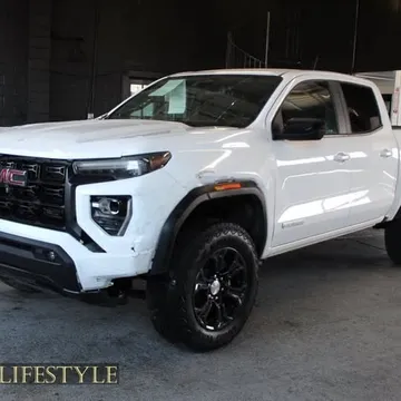2024 GMC Canyon