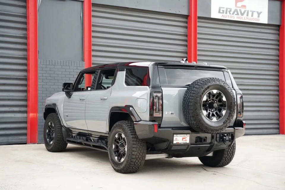 2024 GMC Hummer EV - Image 3 of 10