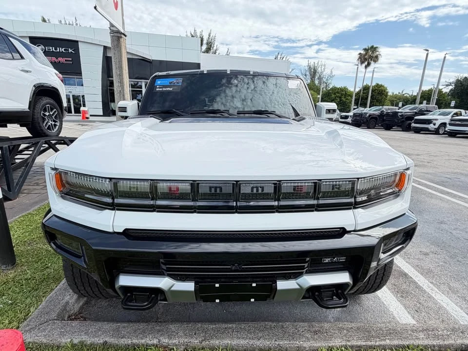 2024 GMC Hummer EV - Image 3 of 7