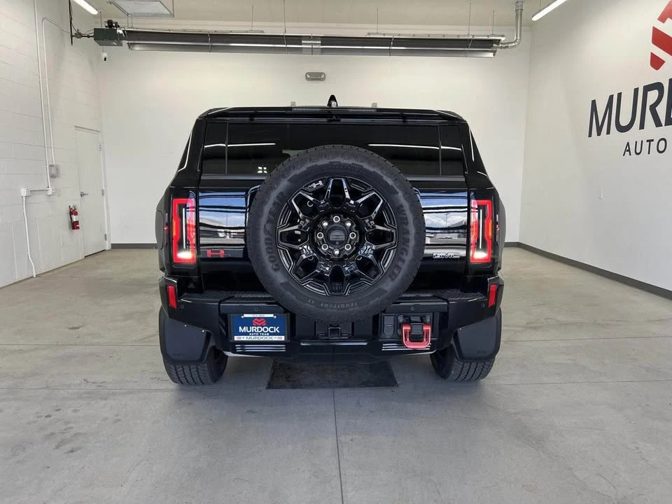 2024 GMC Hummer EV - Image 5 of 9