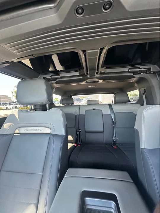 2024 GMC Hummer EV - Image 3 of 8