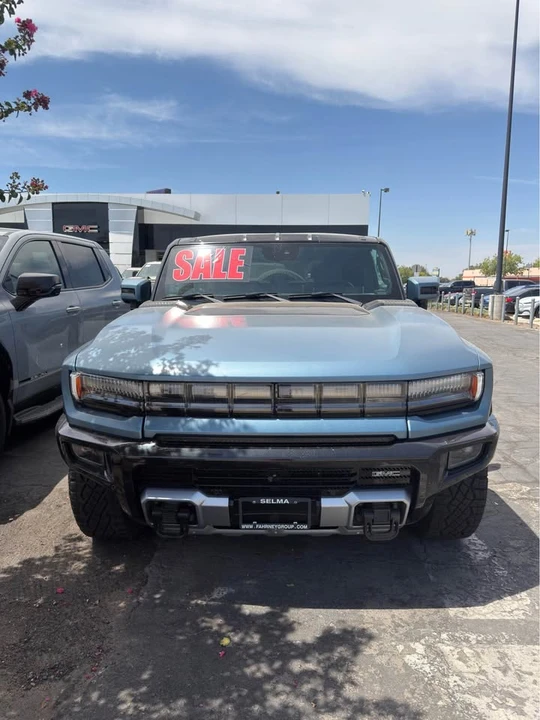 2024 GMC Hummer EV - Image 2 of 7
