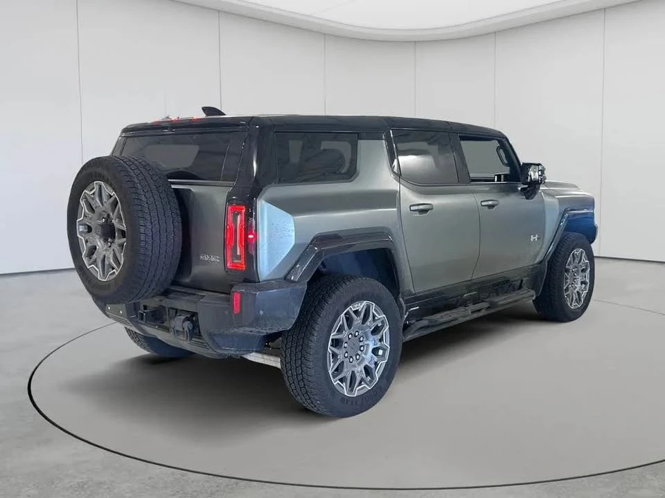 2024 GMC Hummer EV - Image 4 of 16
