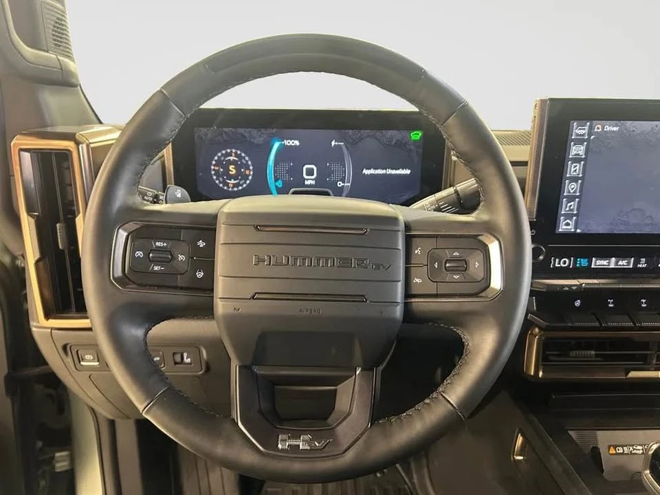 2024 GMC Hummer EV - Image 12 of 16