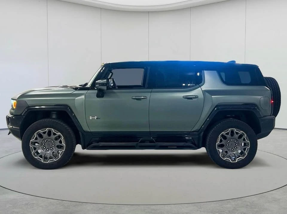2024 GMC Hummer EV - Image 6 of 10