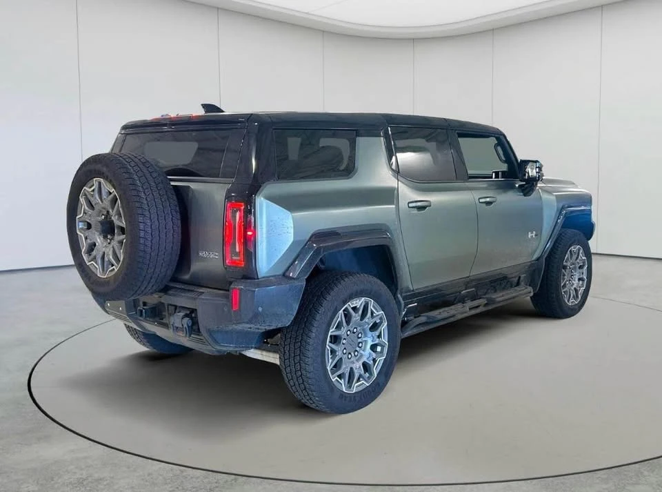2024 GMC Hummer EV - Image 4 of 10