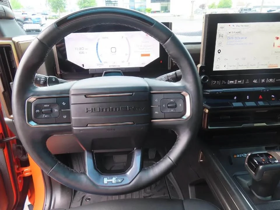 2024 GMC Hummer EV - Image 9 of 16