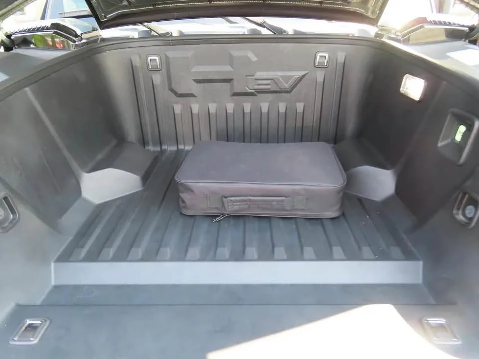 2024 GMC Hummer EV - Image 14 of 14