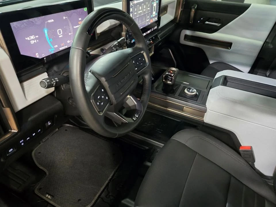 2024 GMC Hummer EV - Image 10 of 18