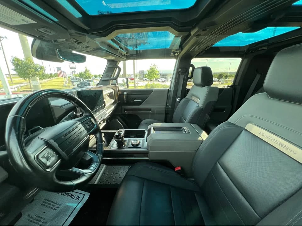 2024 GMC Hummer EV - Image 6 of 6