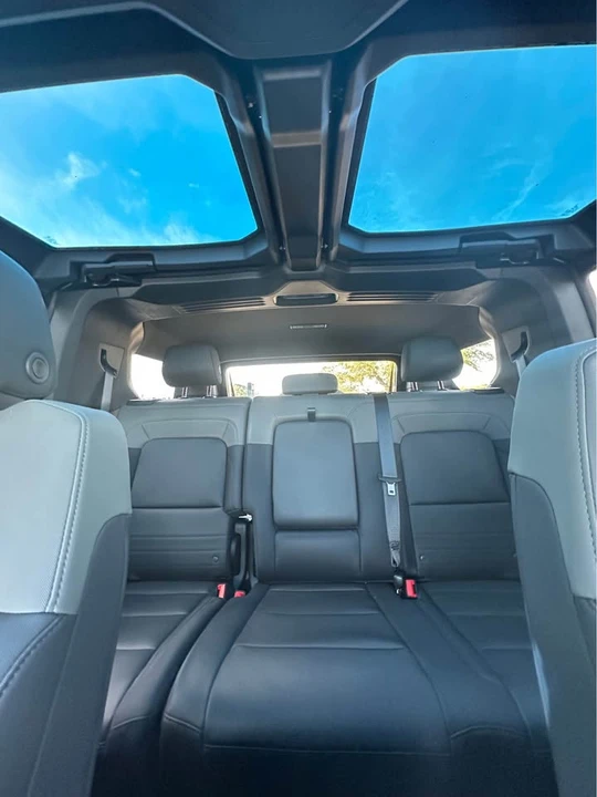 2024 GMC Hummer EV - Image 5 of 5