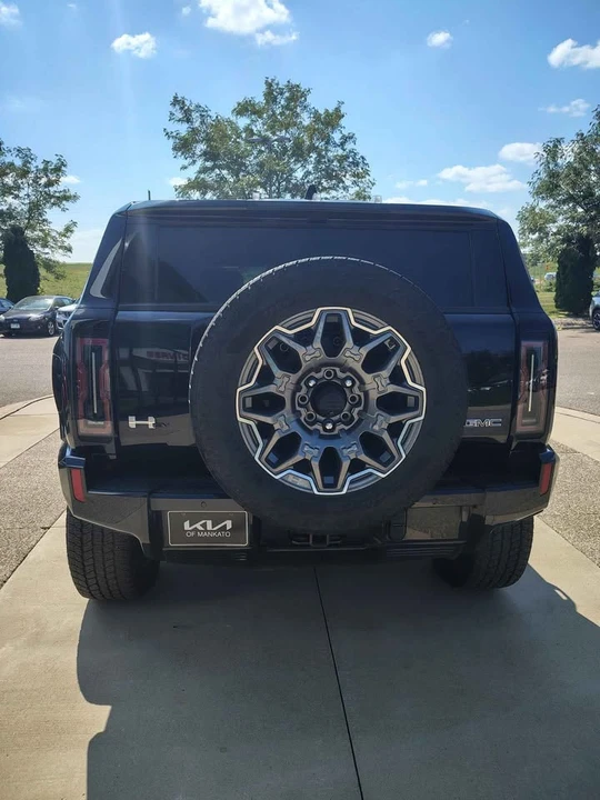 2024 GMC Hummer EV - Image 4 of 20