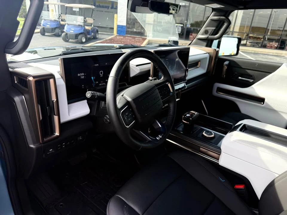 2024 GMC Hummer EV - Image 12 of 20