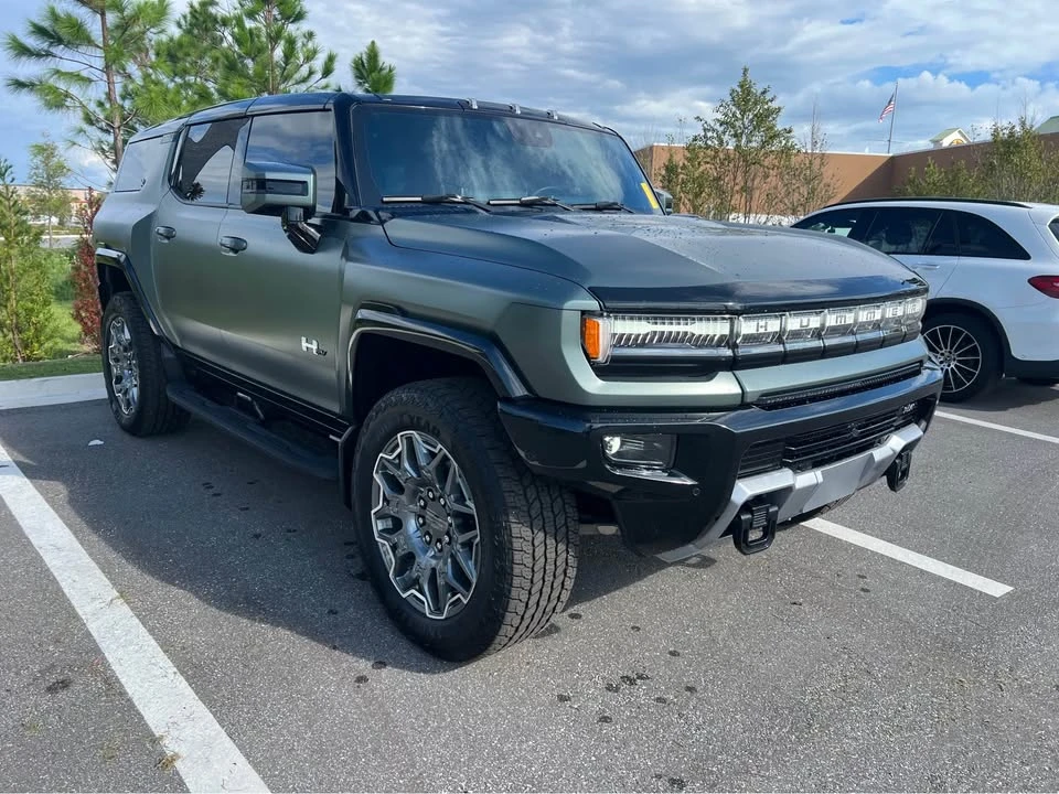 2024 GMC Hummer EV - Image 11 of 14