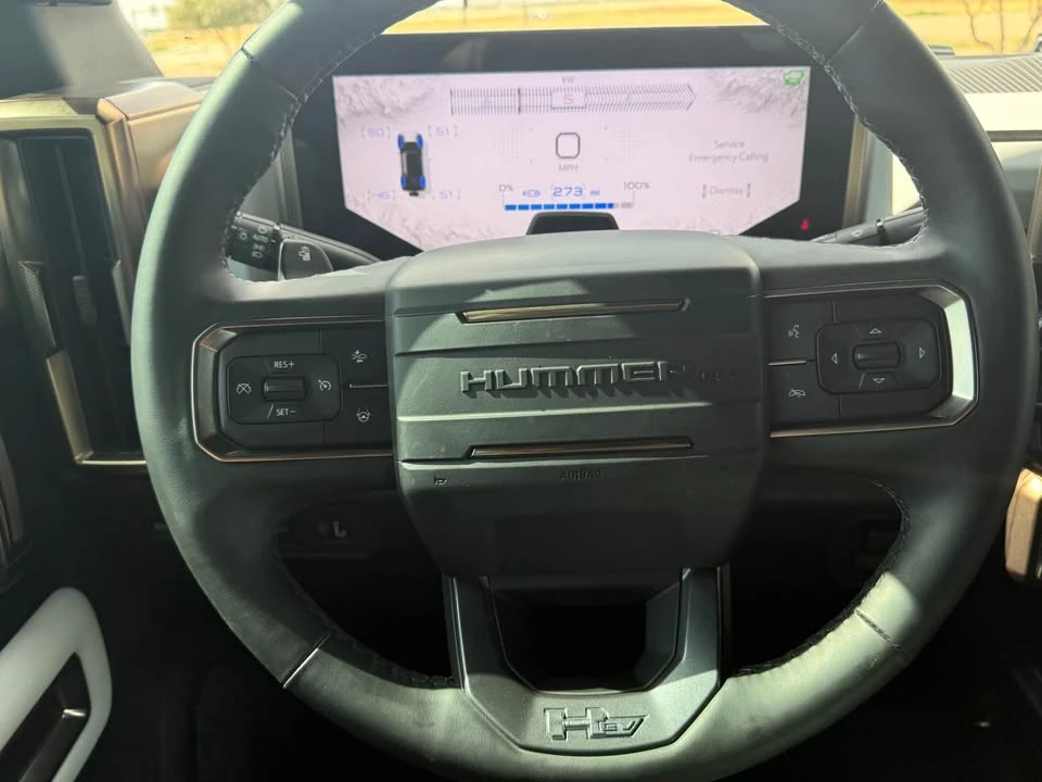 2024 GMC Hummer EV - Image 9 of 13