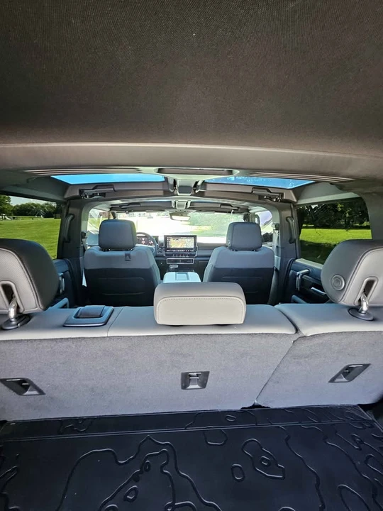 2024 GMC Hummer EV - Image 14 of 20