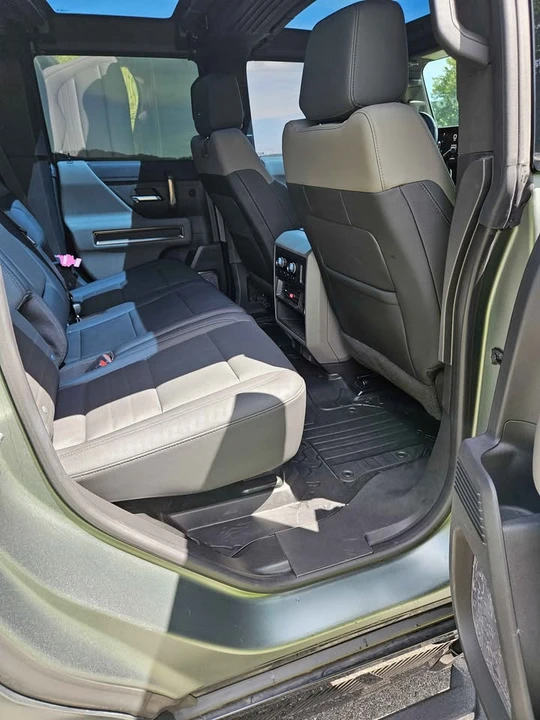 2024 GMC Hummer EV - Image 6 of 20