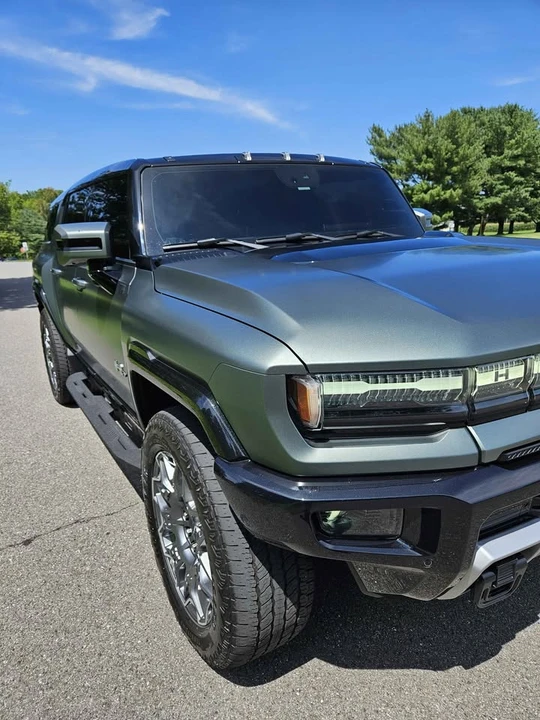 2024 GMC Hummer EV - Image 8 of 20