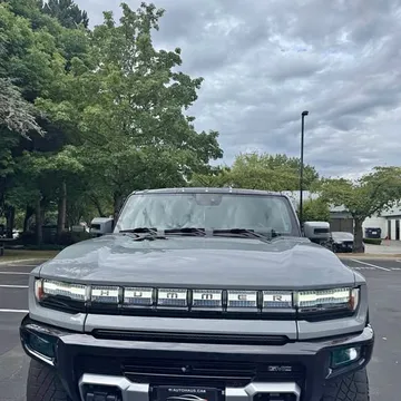 2024 GMC Hummer EV SUV 2X