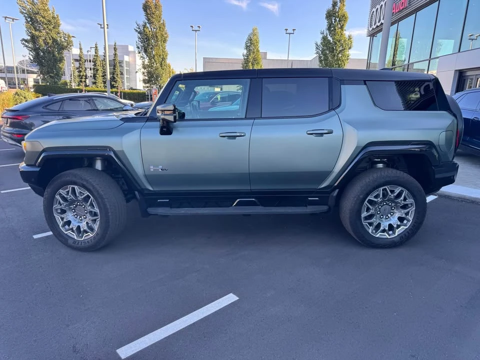 2024 GMC Hummer EV - Image 2 of 19