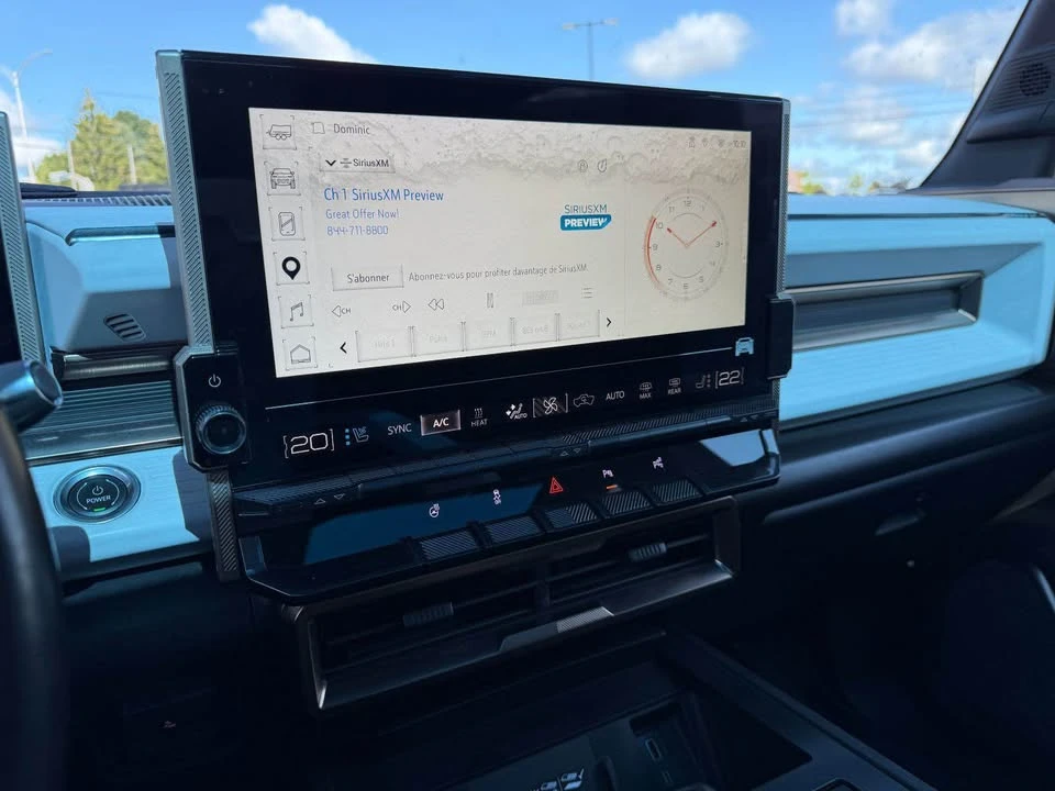 2024 GMC Hummer EV - Image 18 of 20