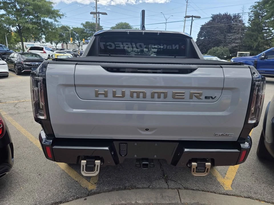 2024 GMC Hummer EV - Image 5 of 7