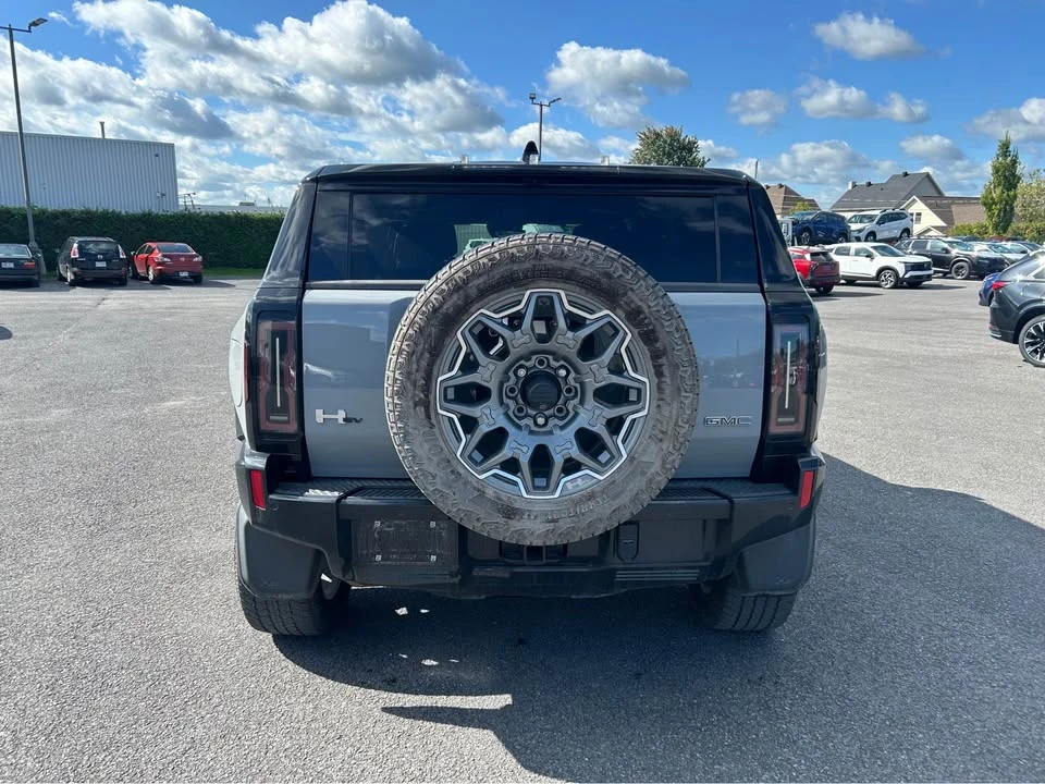 2024 GMC Hummer EV - Image 8 of 11