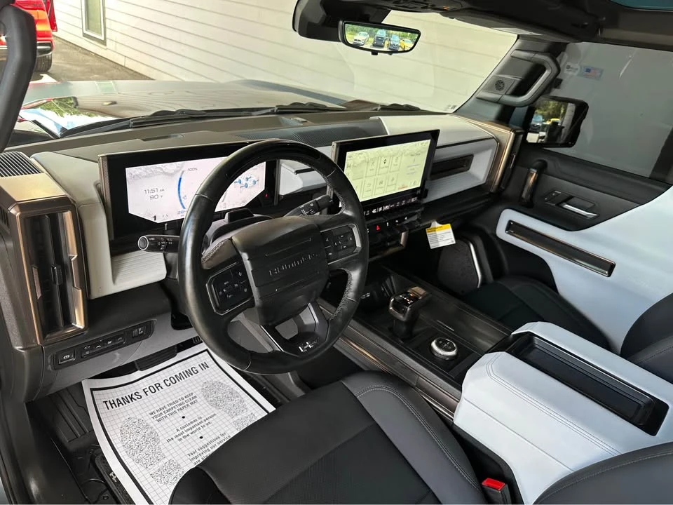 2024 GMC Hummer EV - Image 7 of 20