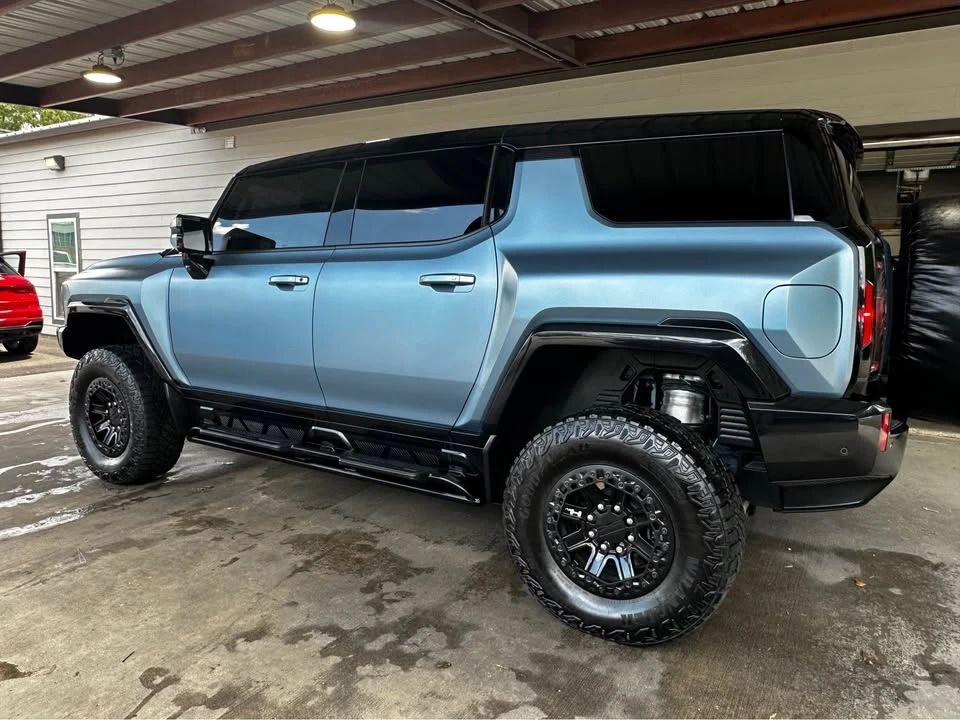 2024 GMC Hummer EV - Image 6 of 20