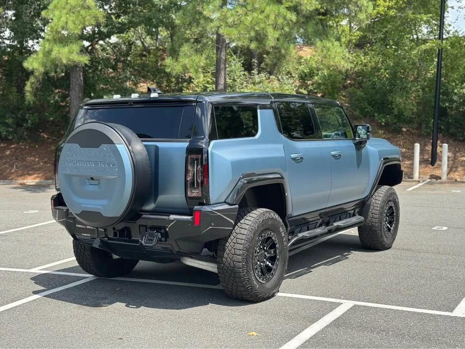 2024 GMC Hummer EV - Image 7 of 19